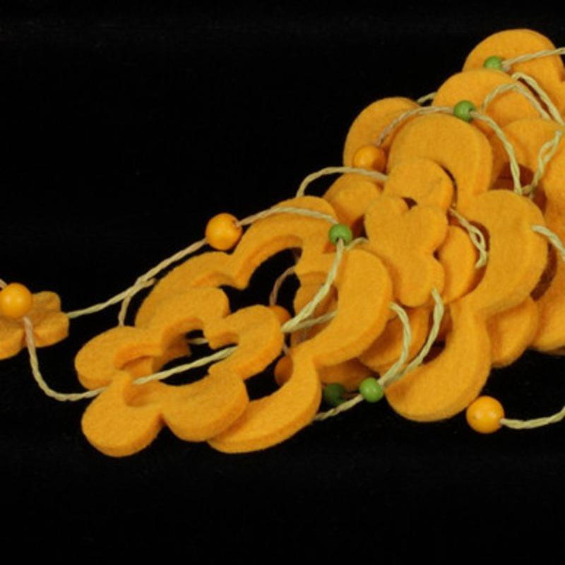 Yellow Felt Flower Garland Decoration 59 x 19.8 Yards