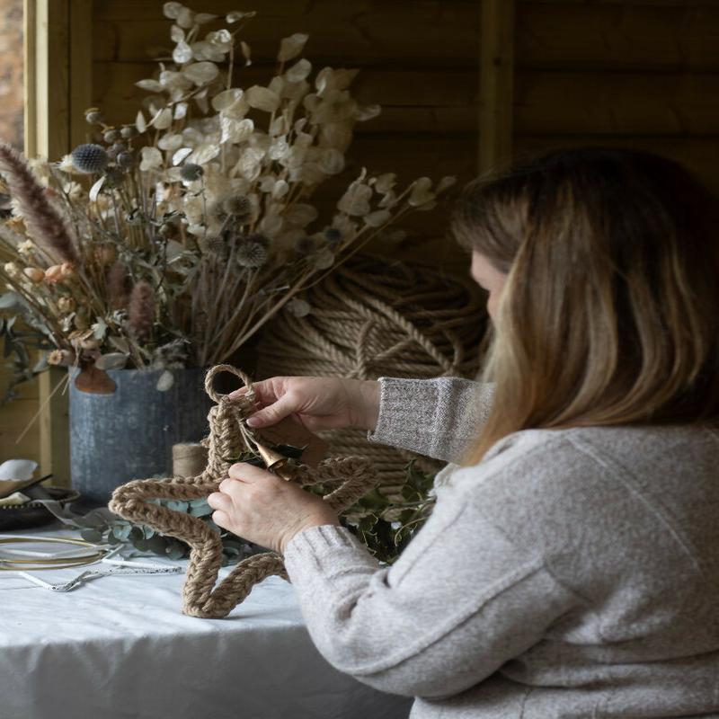 25cm Jute Christmas Star Wreath