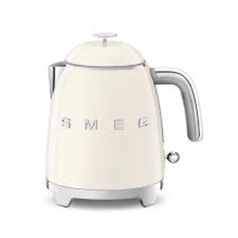 SMEG Smeg Mini Bollitore panna con logo 3D estetica anni 50 1400 W 200x200x152mm